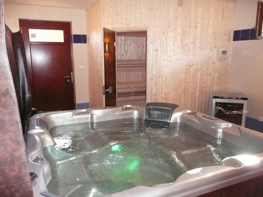 Wellness Chata Rosnatka Kvilda Zimmer foto